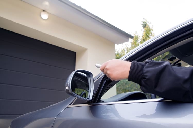 automatismes de portes de garage à Merdrignac
